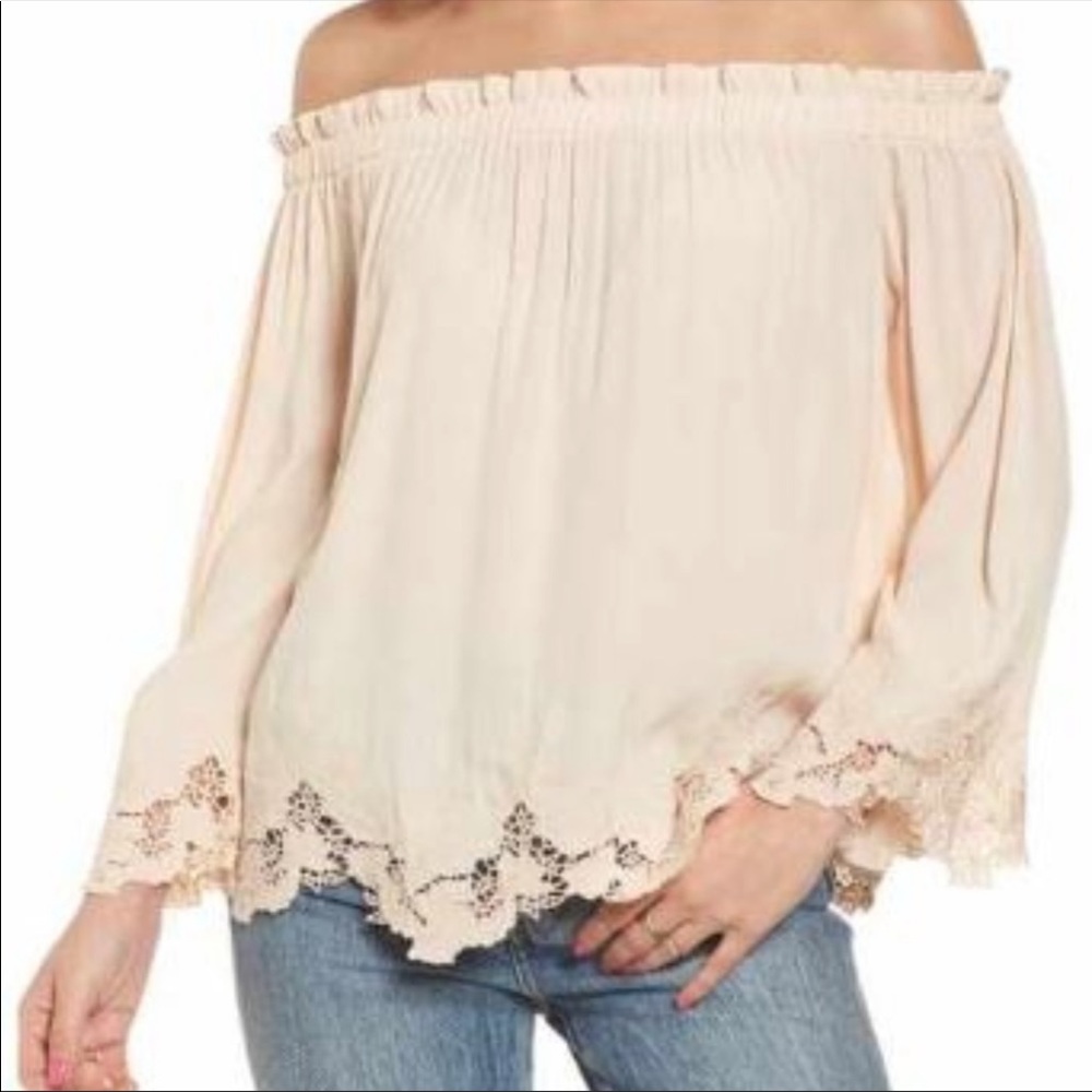 ASTR The Label Off Shoulder laser cut Blouse
